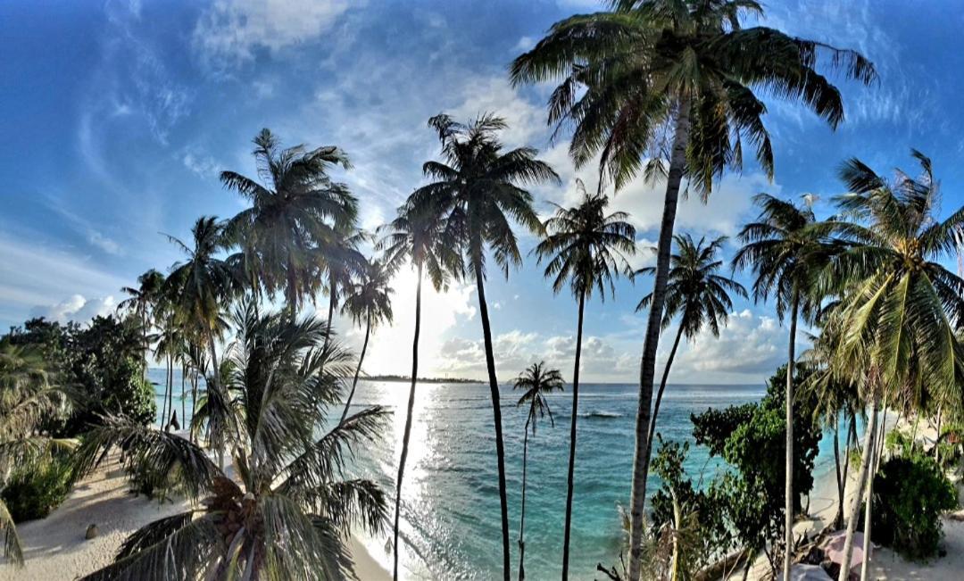 Ocean Breeze Hotel Thulusdhoo Buitenkant foto
